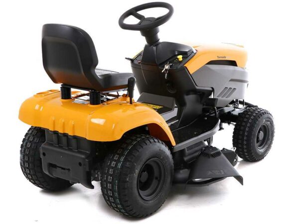 Stiga Tornado 398 M - Rasentraktor - mechanisches Getriebe und Seitenauswurf